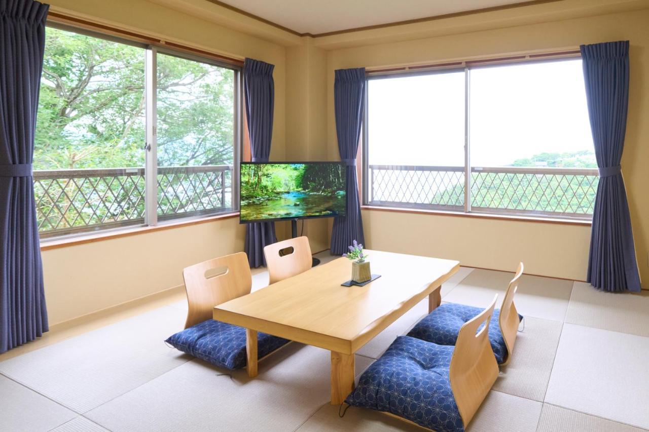 Suite Villa Ocean View Minami-Atami Atami  Exteriör bild