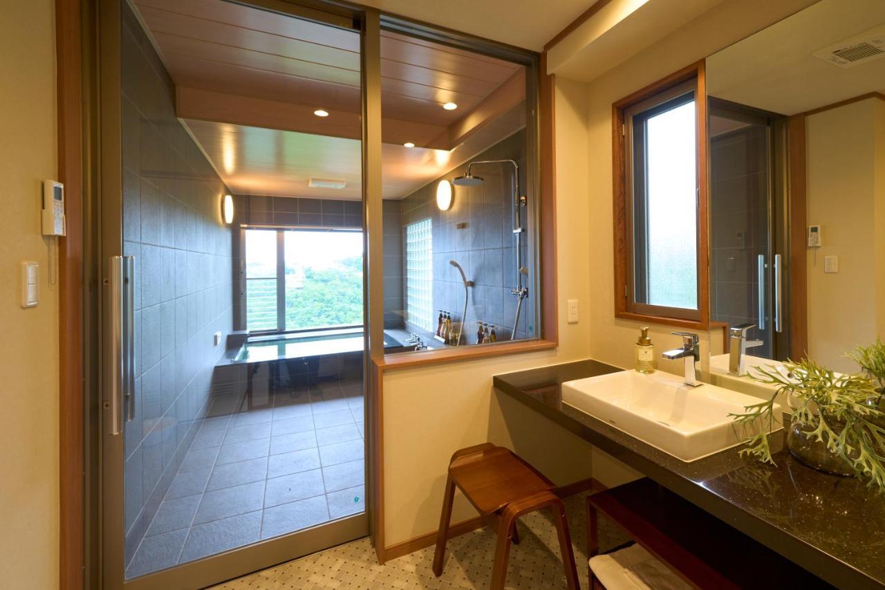 Suite Villa Ocean View Minami-Atami Atami  Exteriör bild