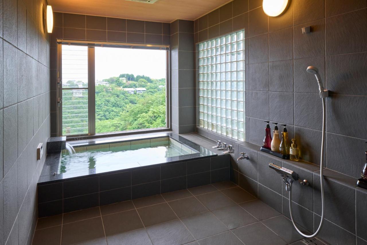 Suite Villa Ocean View Minami-Atami Atami  Exteriör bild